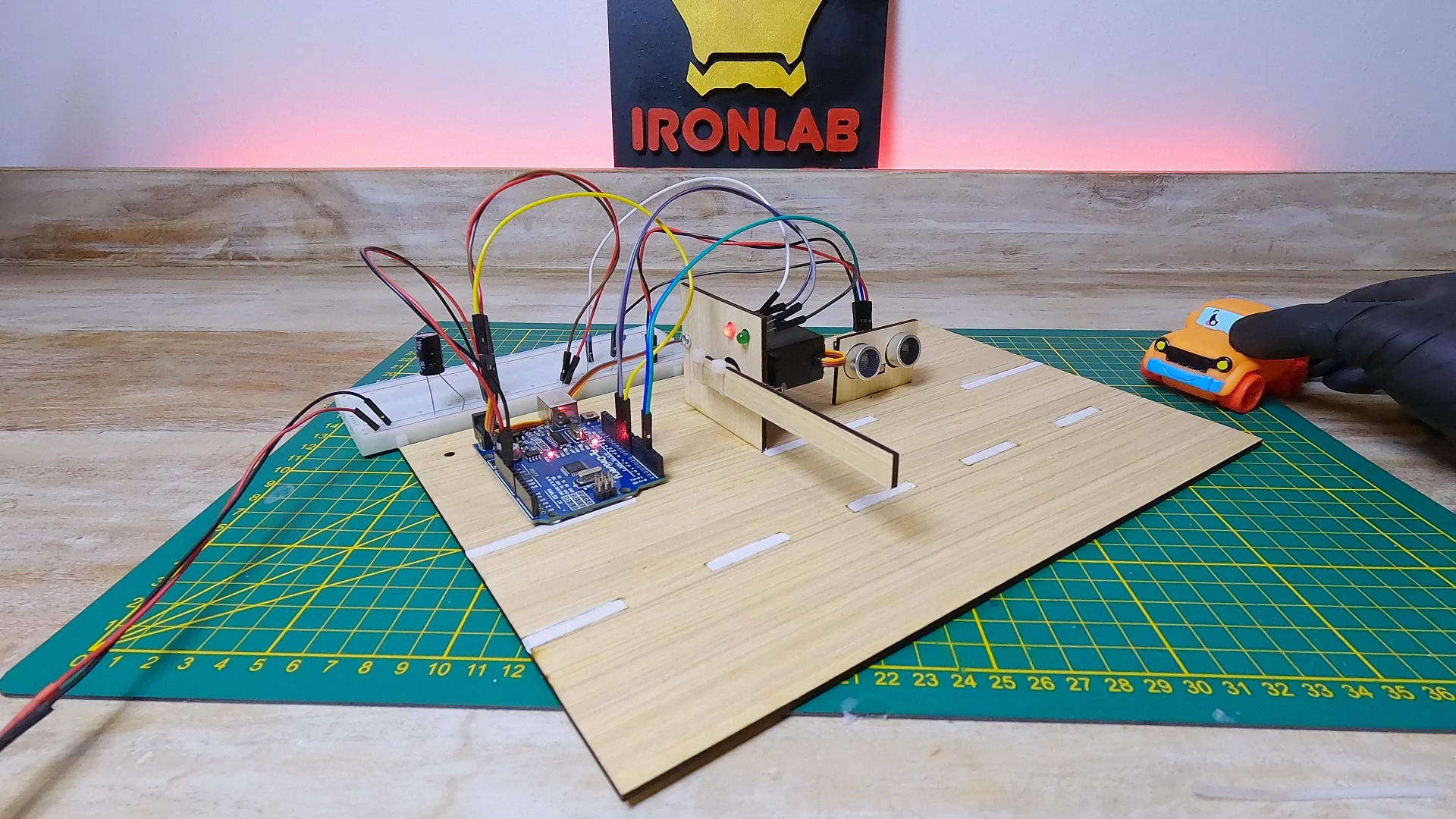 Programmez une barrière automatique à l’aide d’Arduino